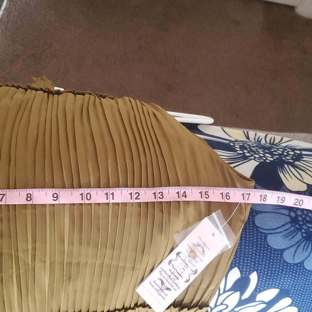 Dress - Picture 14 of 16